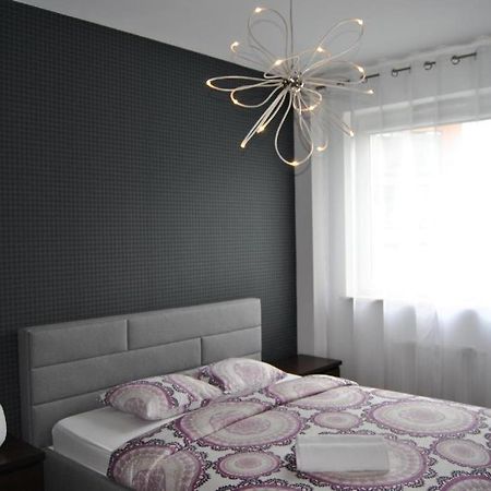 Royal Apartments - Apartamenty Inowroclawska Esterno foto