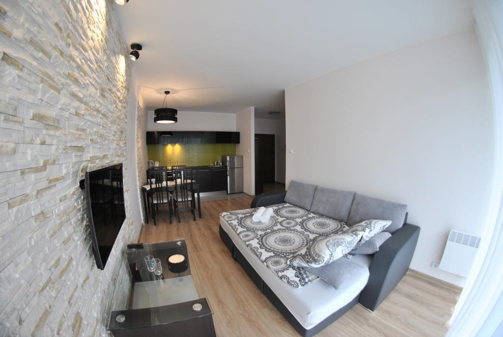 Royal Apartments - Apartamenty Inowroclawska Esterno foto
